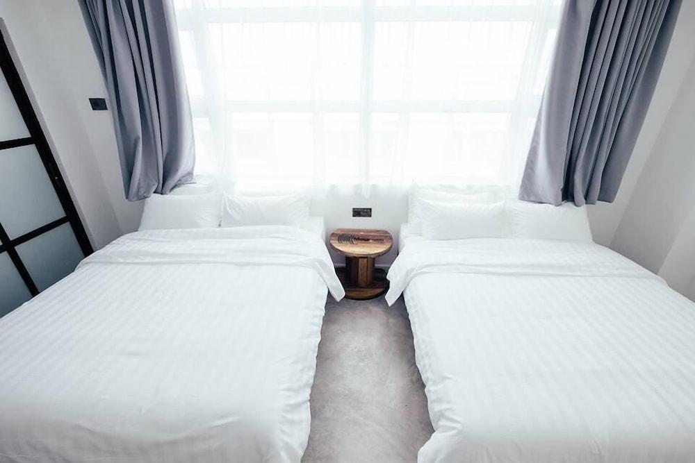 White Loft Hotel Malacca Exterior foto