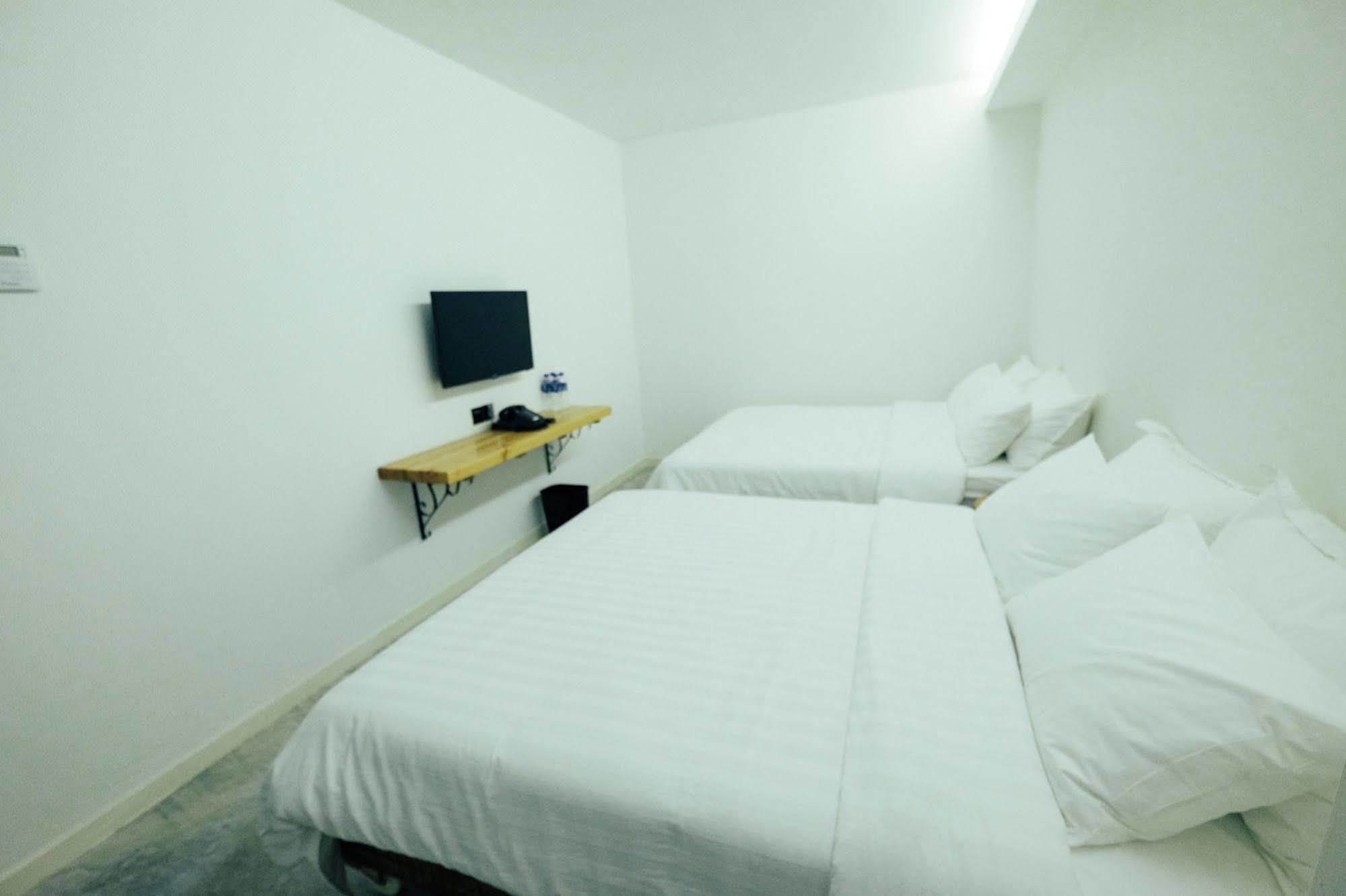 White Loft Hotel Malacca Exterior foto